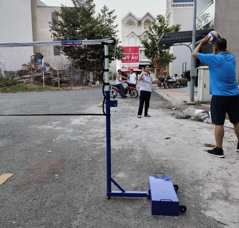 Trụ cầu lông, cầu đá thi đấu TLS 2 hinh thuc te tru cau long da cau thi dau tls 768x730 1